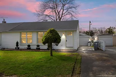 4059 W 90th Street, Hometown, IL 60456 - Photo 1