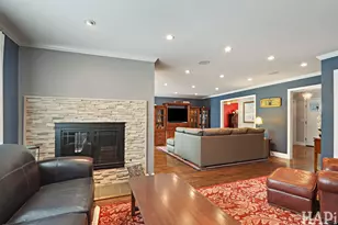 3930 Gloria Ct, Glenview, IL 60025 - Photo 12
