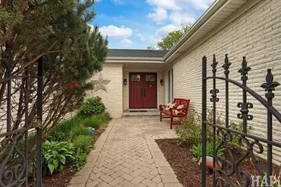 3930 Gloria Court, Glenview, IL 60025 - Photo 4