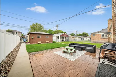 11151 S Christiana Avenue, Chicago, IL 60655 - Photo 22