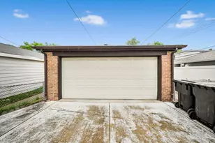 11151 S Christiana Ave, Chicago, IL 60655 - Photo 24