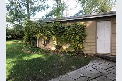 2616 Fontana Drive, Glenview, IL 60025 - Photo 16