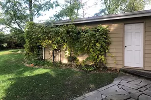 2616 Fontana Dr, Glenview, IL 60025 - Photo 16
