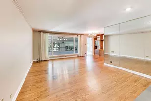 610 S Na Wa Ta Ave, Mount Prospect, IL 60056 - Photo 2