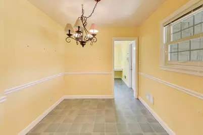 610 S Nawata Avenue, Mount Prospect, IL 60056 - Photo 10