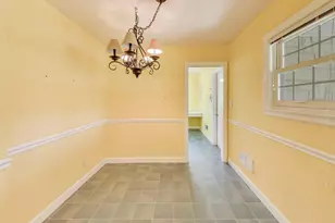 610 S Na Wa Ta Ave, Mount Prospect, IL 60056 - Photo 10