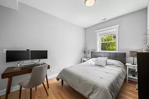 1504 W Cullom Ave, Chicago, IL 60613 - Photo 16