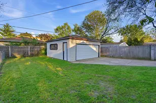 125 Bellevue Dr, Round Lake Park, IL 60073 - Photo 12