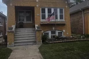 2123 Clinton Ave, Berwyn, IL 60402 - Photo 1