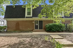 837 Garfield Ave, Libertyville, IL 60048 - Photo 2