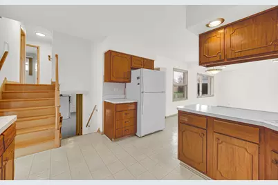 10916 Kingston Street, Westchester, IL 60154 - Photo 12