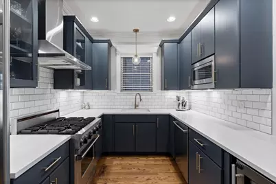 831 W Buckingham Place #1, Chicago, IL 60657 - Photo 10