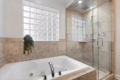 831 W Buckingham Place #1, Chicago, IL 60657 - Photo 16