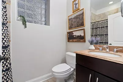 831 W Buckingham Place #1, Chicago, IL 60657 - Photo 24