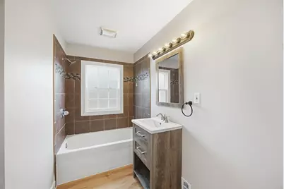 555 S Liberty Street, Elgin, IL 60120 - Photo 12