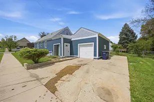 555 S Liberty St, Elgin, IL 60120 - Photo 32