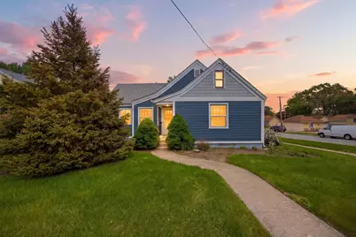 555 S Liberty Street, Elgin, IL 60120 - Photo 1