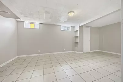 555 S Liberty Street, Elgin, IL 60120 - Photo 26