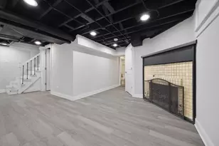 8435 S Cregier Ave, Chicago, IL 60617 - Photo 18