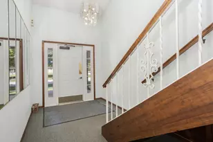 34 Brandywine Ct, Bloomington, IL 61704 - Photo 2