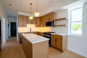 3608 W Wolfram St, Chicago, IL 60618 - Photo 10