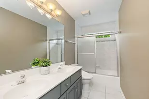40W017 Carl Sandburg Rd, Saint Charles, IL 60175 - Photo 26