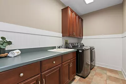 40W017 Carl Sandburg Road, Saint Charles, IL 60175 - Photo 18