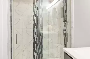560 W Fulton St, Chicago, IL 60661 - Photo 14