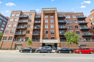 560 W Fulton St, Chicago, IL 60661 - Photo 1