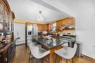 4918 W Winnemac Ave, Chicago, IL 60630 - Photo 8