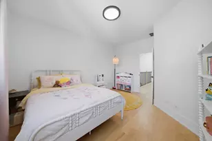 3310 N Harding Ave, Chicago, IL 60618 - Photo 30
