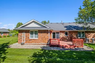 27106 S Fountainview Dr, Crete, IL 60417 - Photo 16