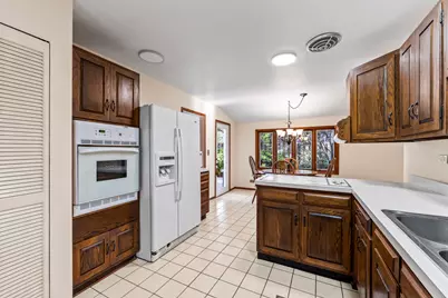 1049 Martingale Drive, Bartlett, IL 60103 - Photo 14