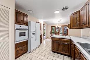 1049 Martingale Dr, Bartlett, IL 60103 - Photo 14