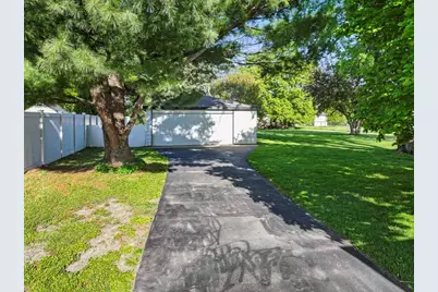 1049 Martingale Drive, Bartlett, IL 60103 - Photo 34