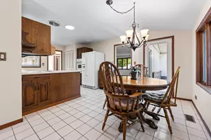 1049 Martingale Dr, Bartlett, IL 60103 - Photo 18