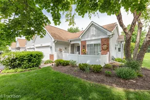 21764 W Empress Ln, Plainfield, IL 60544 - Photo 2