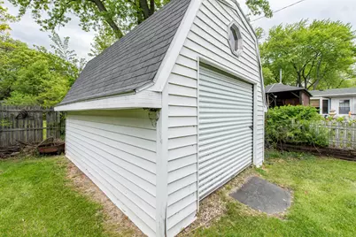 616 Highland Avenue, Antioch, IL 60002 - Photo 2