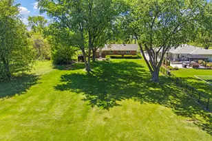6023 S Richmond Ave, Willowbrook, IL 60527 - Photo 18
