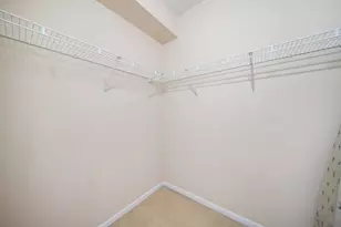 8300 Concord Dr, Morton Grove, IL 60053 - Photo 18