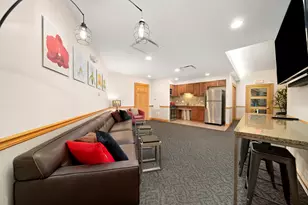 8300 Concord Dr, Morton Grove, IL 60053 - Photo 34