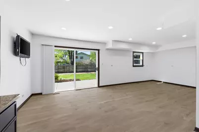 1117 E Kitson Drive, Palatine, IL 60074 - Photo 10