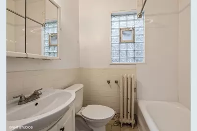 4935 W 18th Street #3E, Cicero, IL 60804 - Photo 6