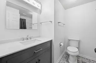 404 Milford Ct, Schaumburg, IL 60193 - Photo 16