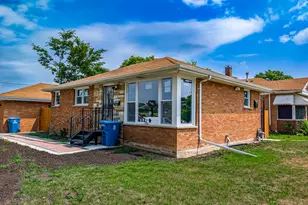 401 W 14th Pl, Chicago Heights, IL 60411 - Photo 1
