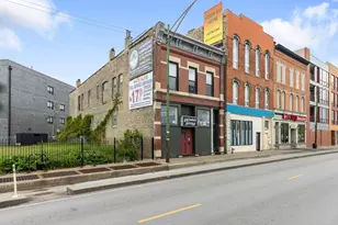 1310 N Clybourn Ave, Chicago, IL 60610 - Photo 1