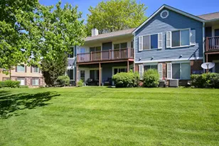 363 Pembroke Ln, Glen Ellyn, IL 60137 - Photo 8