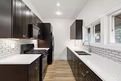2617 N Springfield Avenue, Chicago, IL 60647 - Photo 18