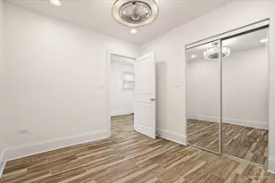 2617 N Springfield Ave, Chicago, IL 60647 - Photo 22