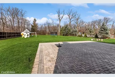 17W234 Massel Court, Bensenville, IL 60106 - Photo 24